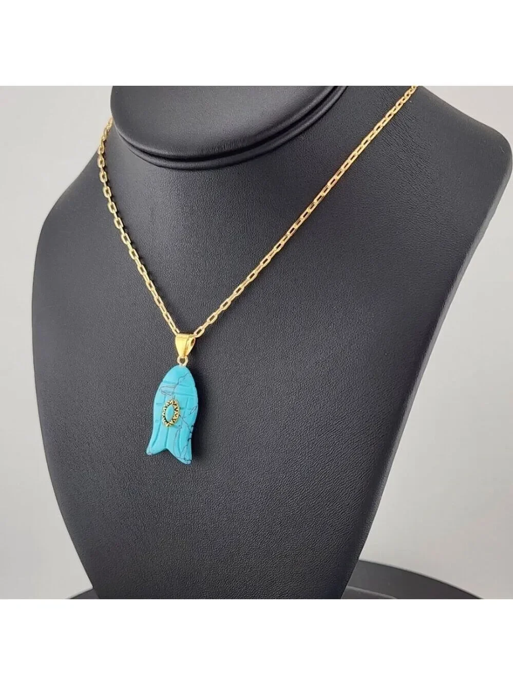 Under the Sea Vibes – Fish-Shaped Turquoise Necklace with Stone